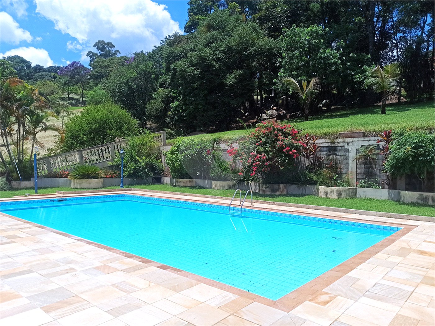 Sítio à venda com 13 quartos, sendo 4 suítes,  em Portão, Atibaia, SP