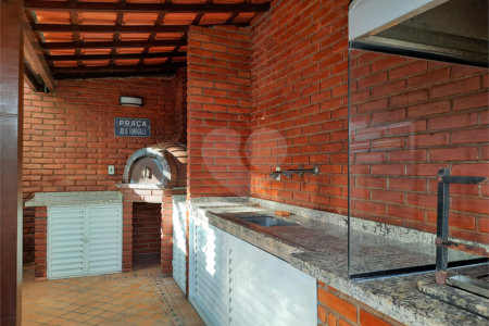 Casa à venda com 6 quartos, sendo 3 suítes, em Morumbi, São Paulo, SP