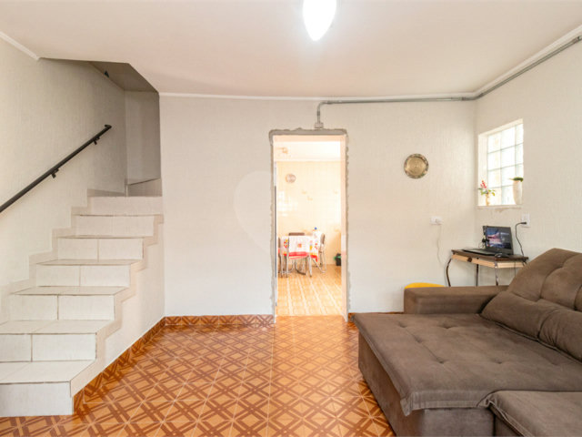 Sobrado à venda com 2 quartos em Vila Dom Pedro Ii, São Paulo, SP