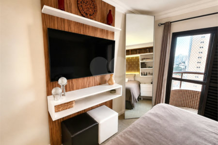 Apartamento à venda com 4 quartos, sendo 3 suítes, em Perdizes, São Paulo, SP