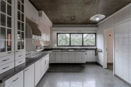 Apartamento à venda com 4 quartos, sendo 2 suítes,  em Paraíso do Morumbi, São Paulo, SP