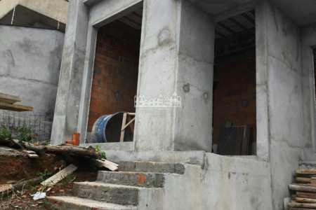 Casa à venda com 3 quartos, sendo 1 suíte,  em Loteamento Parque Residencial Serras de Atibaia II, Atibaia, SP