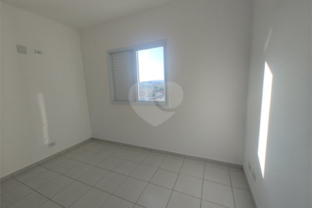 Apartamento para alugar com 2 quartos em Jardim das Palmeiras, Atibaia, SP