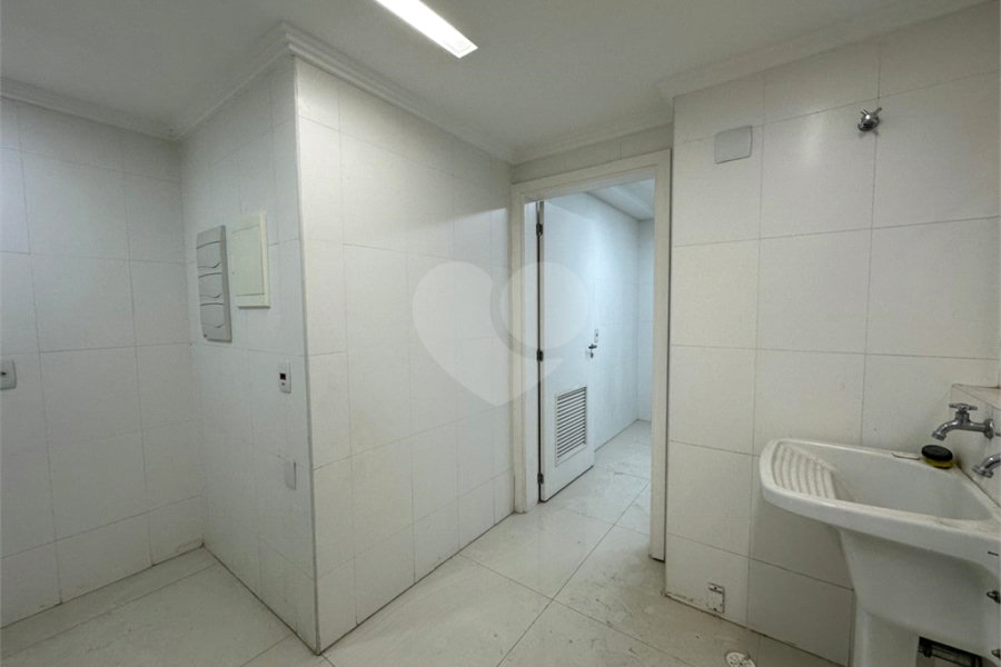 Apartamento à venda com 5 suítes em Santana, São Paulo, SP