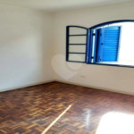 Casa à venda com 3 quartos, sendo 1 suíte,  em Jardim Rosa Maria, São Paulo, SP