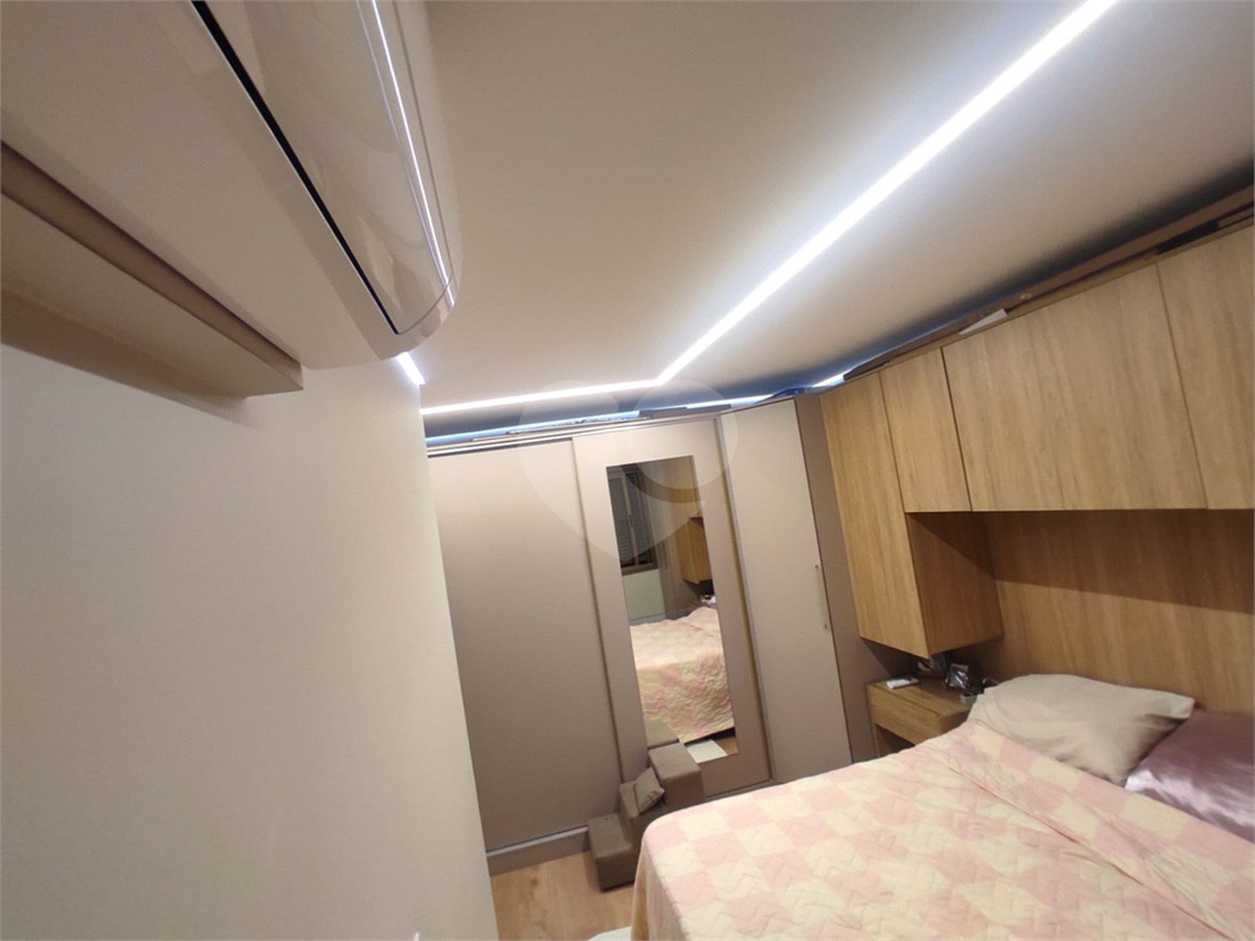 Apartamento à venda com 3 quartos, sendo 2 suítes, em Barra Funda, São Paulo, SP