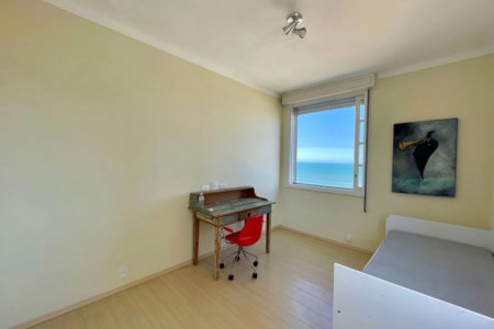 Apartamento Frente Mar com 4 Quartos para Venda ou Locação em Pitangueiras – Guarujá/SP
