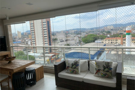 Apartamento à venda com 3 suítes em Lapa, São Paulo, SP