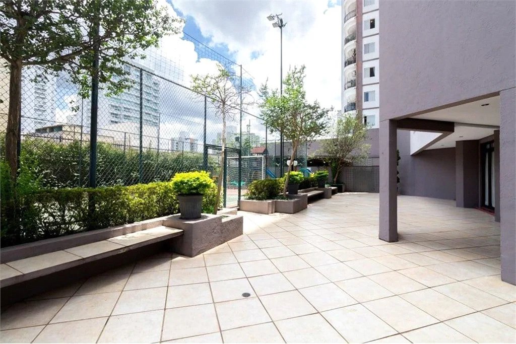 Apartamento à venda com 3 quartos, sendo 1 suíte, em Vila Hamburguesa, São Paulo, SP