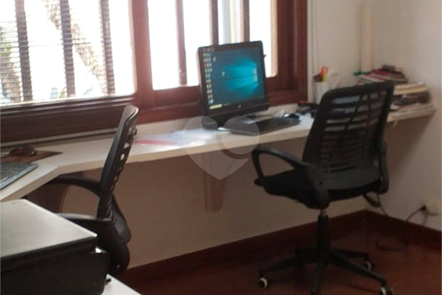Sobrado à venda com 4 quartos, sendo 3 suítes, em Palmas do Tremembé, São Paulo, SP