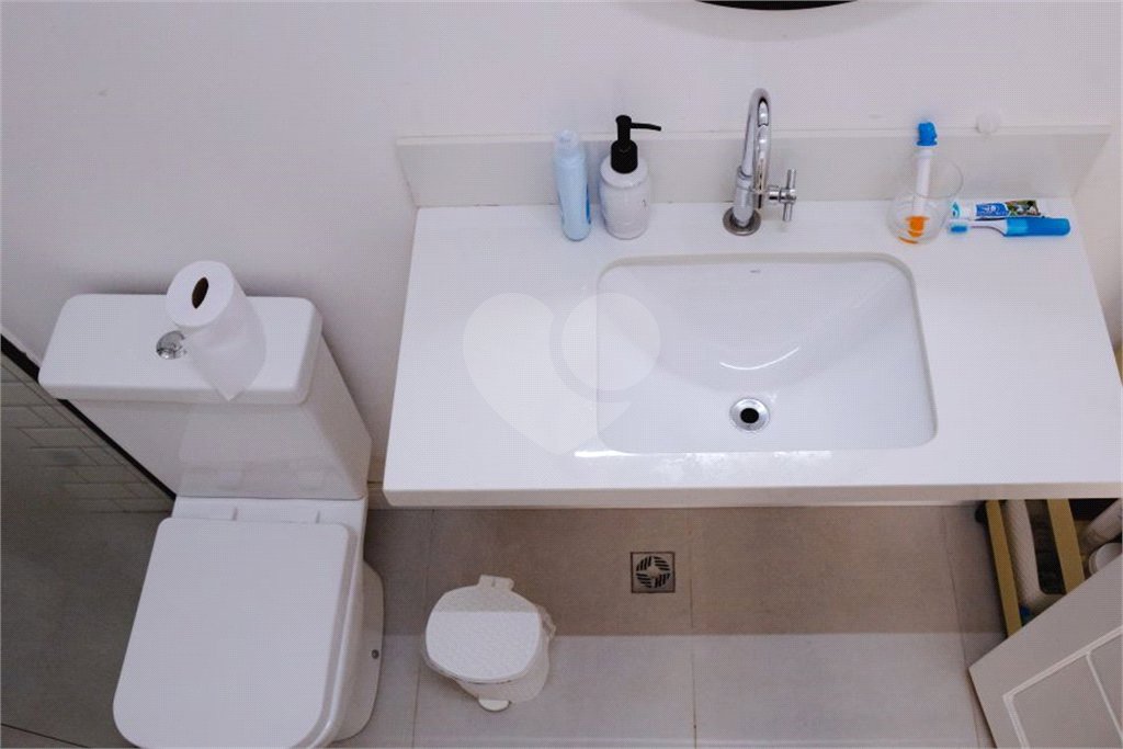 Casa à venda com 3 quartos, sendo 2 suítes, no condomínio Morada do Sol, Mairiporã - SP