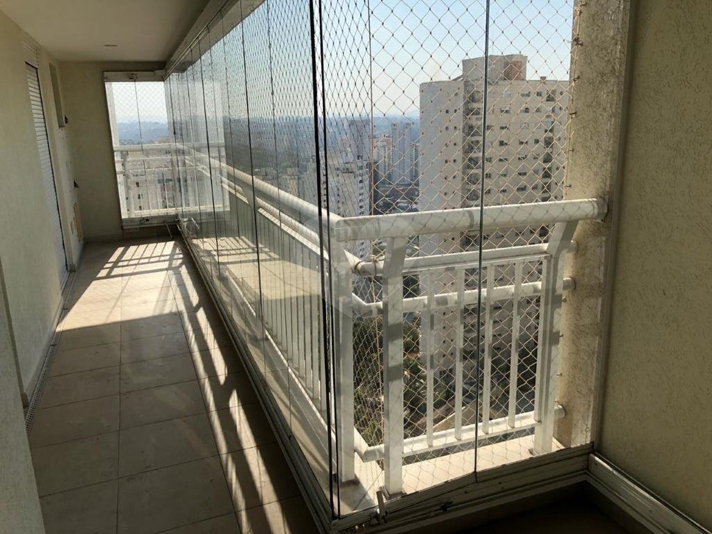 Apartamento à venda com 3 suítes em Vila Suzana, São Paulo, SP