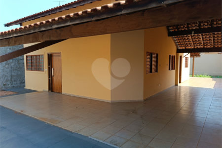 Casa à venda com 3 quartos em Parque São Carlos, Três Lagoas, MS