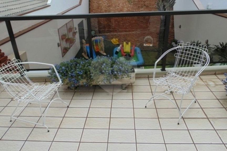 Sobrado à venda com 4 quartos, sendo 3 suítes,  em Jardim Franca, São Paulo, SP