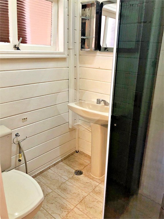 Casa à venda com 4 quartos, sendo 2 suítes, no condomínio Estância Marambaia, Vinhedo - SP