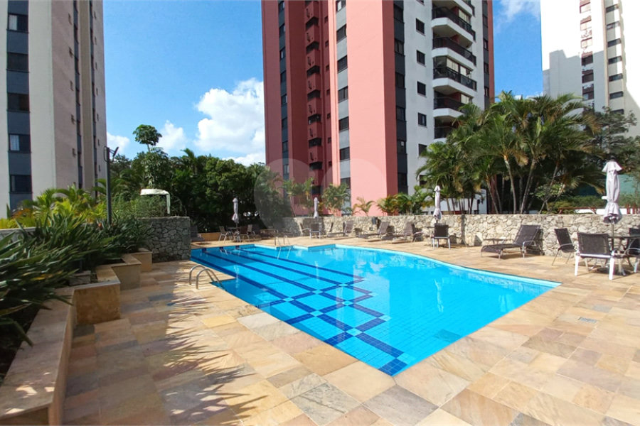 Apartamento à venda com 3 quartos, sendo 1 suíte,  em Butantã, São Paulo, SP