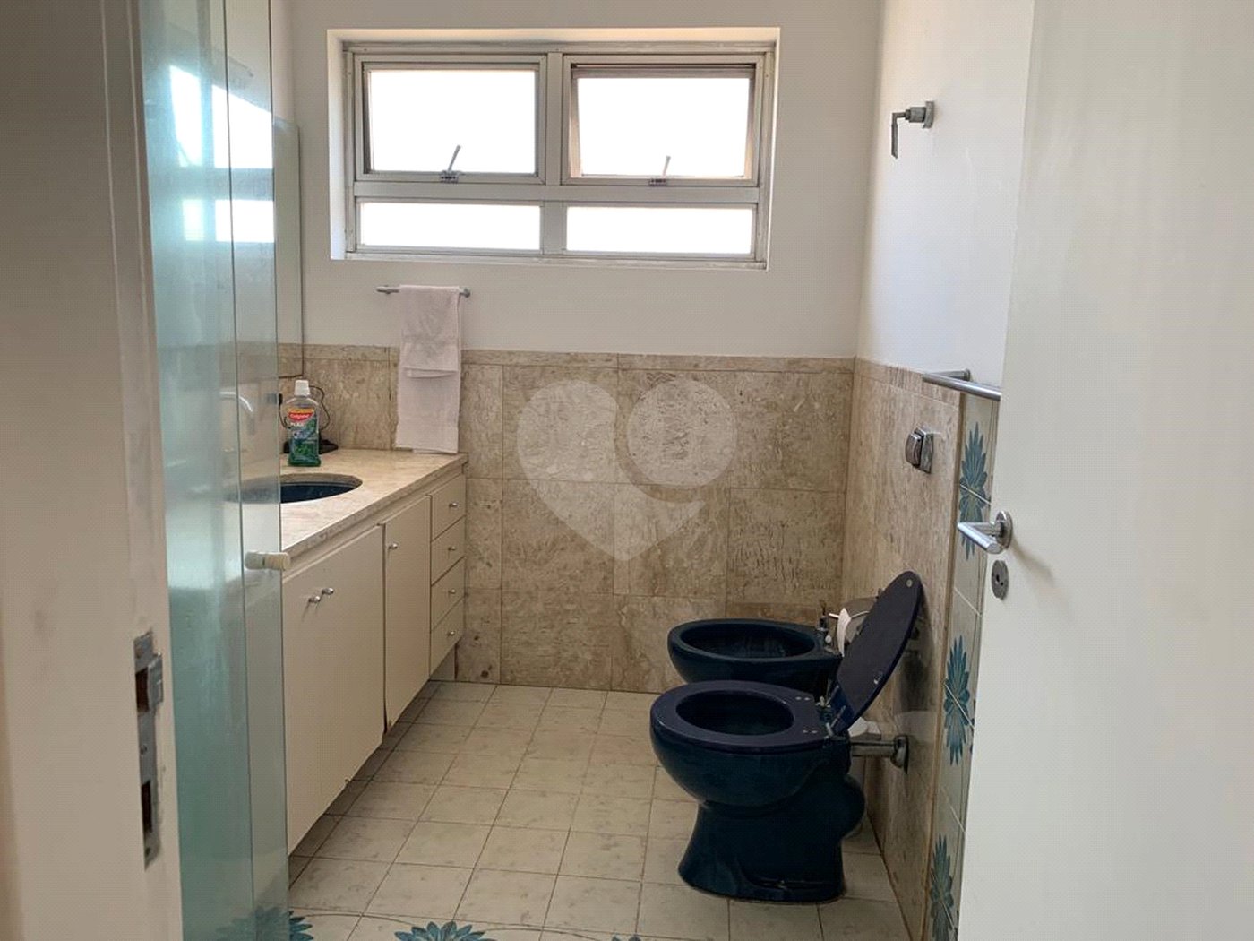 Apartamento à venda com 3 quartos, sendo 1 suíte, em Jardim Paulista, São Paulo, SP