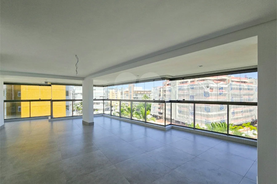 Apartamento à venda com 4 quartos, sendo 3 suítes,  em Riviera de São Lourenço, Bertioga, SP
