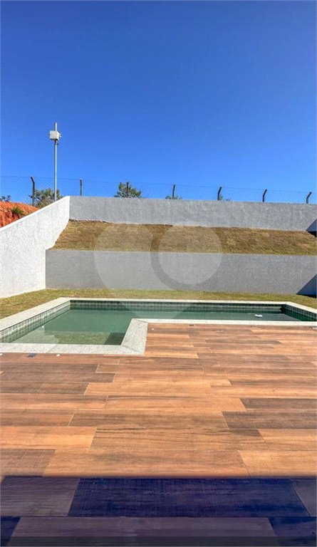 Casa à venda com 3 suítes no condomínio Shamballa 3, Atibaia - SP