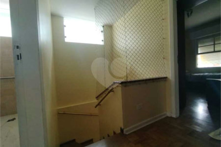 Sobrado à venda com 3 quartos, sendo 1 suíte,  em Brooklin Paulista, São Paulo, SP