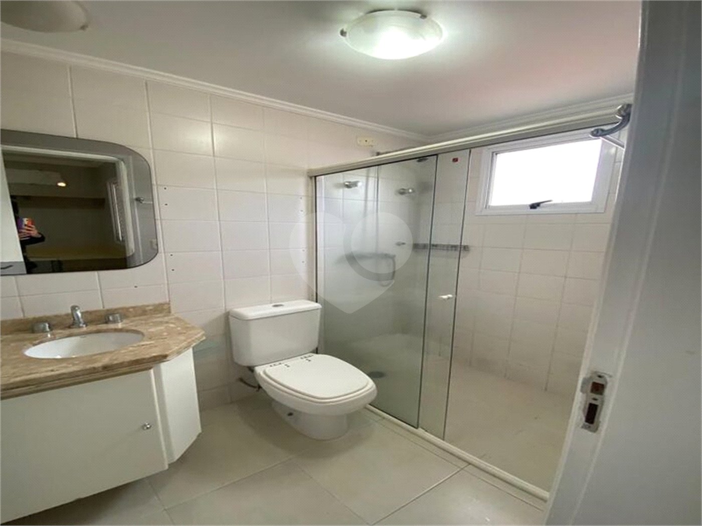 Casa à venda com 4 quartos, sendo 3 suítes, no condomínio Villas Nova Tatuapé I, São Paulo - SP