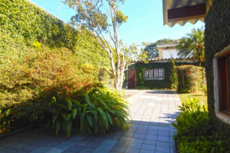 Casa Térrea à venda com 3 quartos, sendo 1 suíte,  em Chácara Monte Alegre, São Paulo, SP