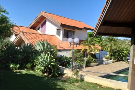 Casa à venda com 3 quartos, sendo 1 suíte, em Vila Gardênia, Atibaia, SP