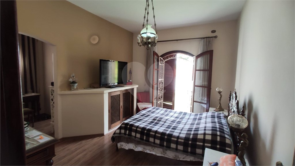 Casa Térrea à venda com 3 quartos, sendo 2 suítes, em Vila Oliveira, Mogi das Cruzes, SP