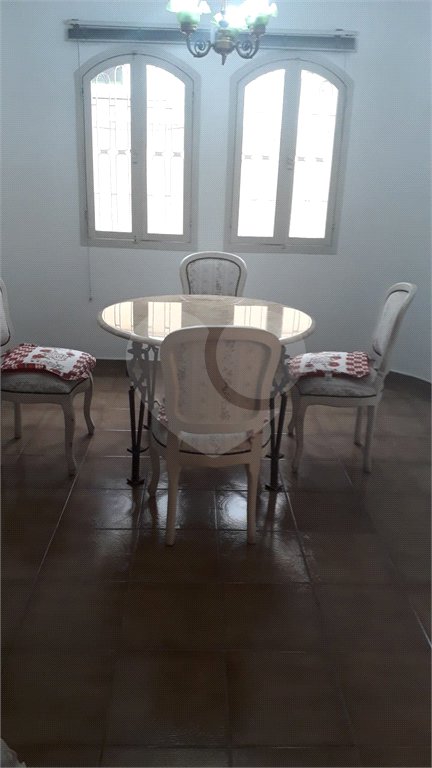 Sobrado à venda com 4 quartos, sendo 3 suítes, em Jardim São Bento, São Paulo, SP