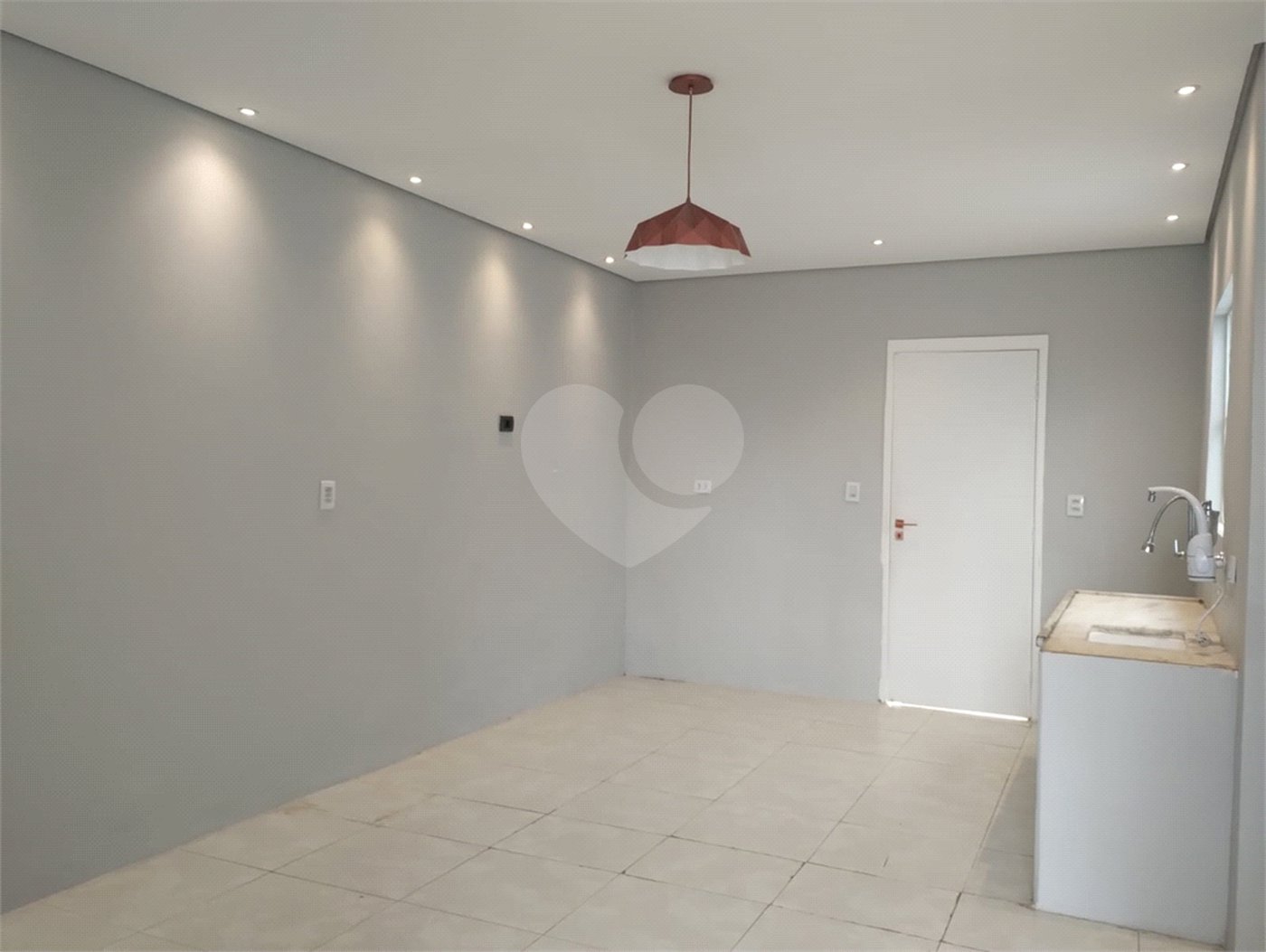Casa Térrea à venda com 1 quarto em Vila Nivi, São Paulo, SP