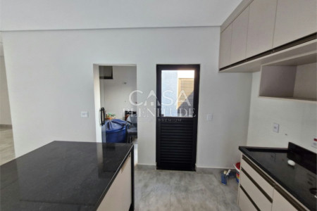 Casa em condomínio à venda com 3 quartos, sendo 1 suíte, em Cajuru do Sul, Sorocaba, SP
