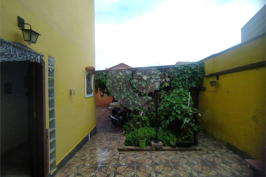 Casa à venda com 4 quartos em Chora Menino, São Paulo, SP