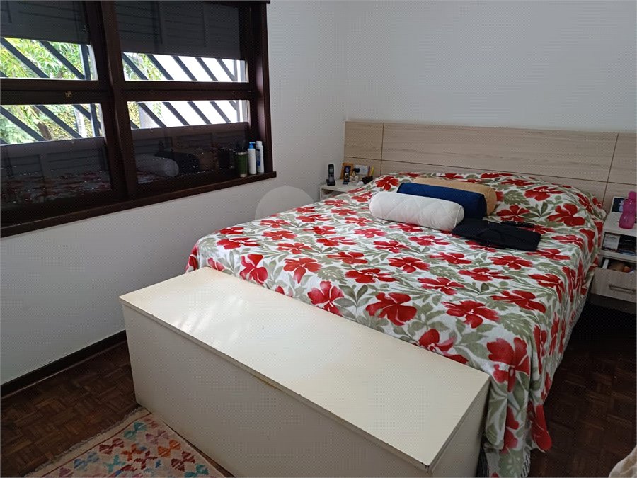 Casa à venda com 3 quartos, sendo 1 suíte, em Santana, São Paulo, SP
