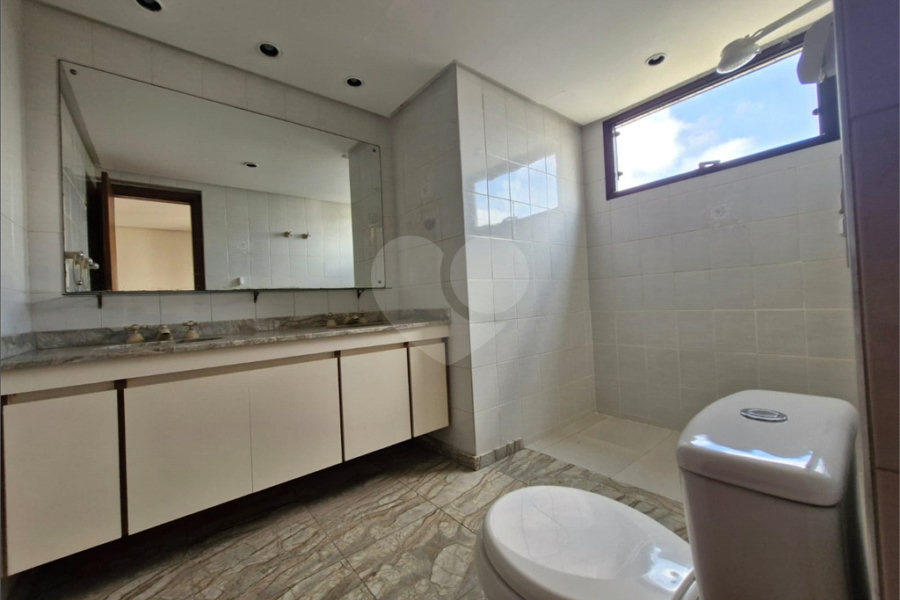 Cobertura à venda com 4 quartos, sendo 2 suítes, em Santana, São Paulo, SP