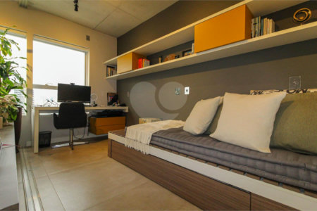Apartamento à venda com 2 quartos, sendo 1 suíte, em Vila Olímpia, São Paulo, SP