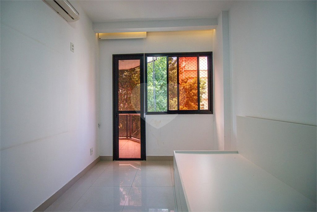 Apartamento à venda com 3 quartos, sendo 1 suíte, em Tijuca, Rio de Janeiro, RJ