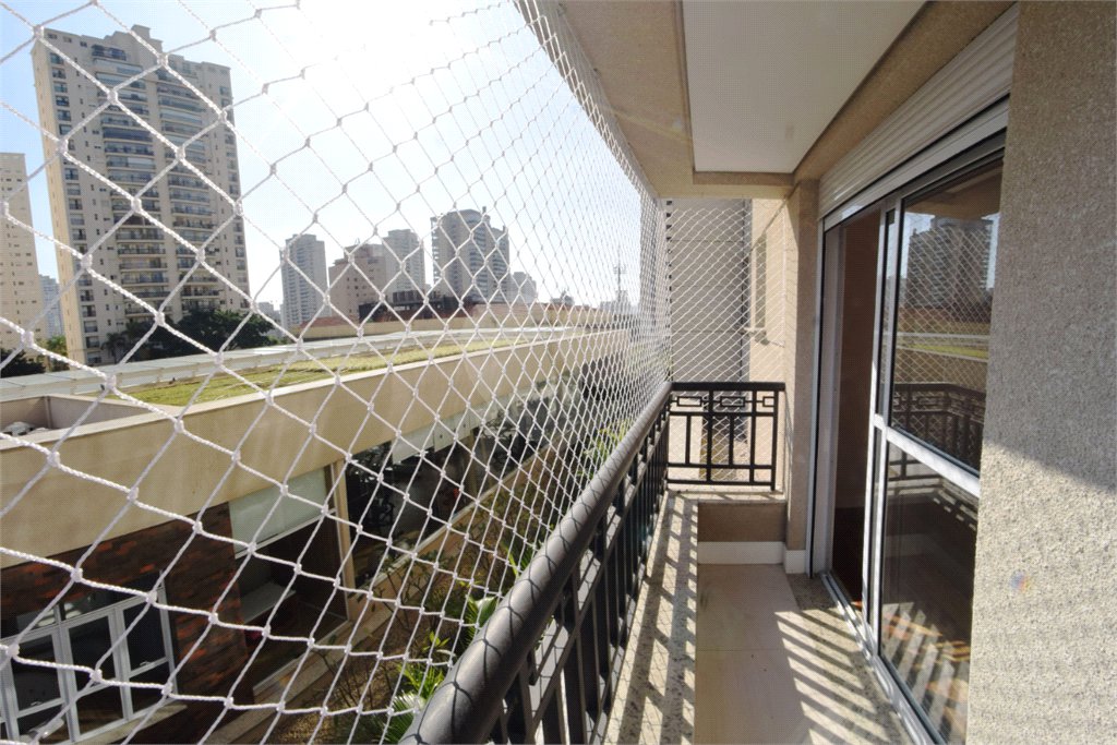 Apartamento à venda com 3 suítes em Vila Romana, São Paulo, SP