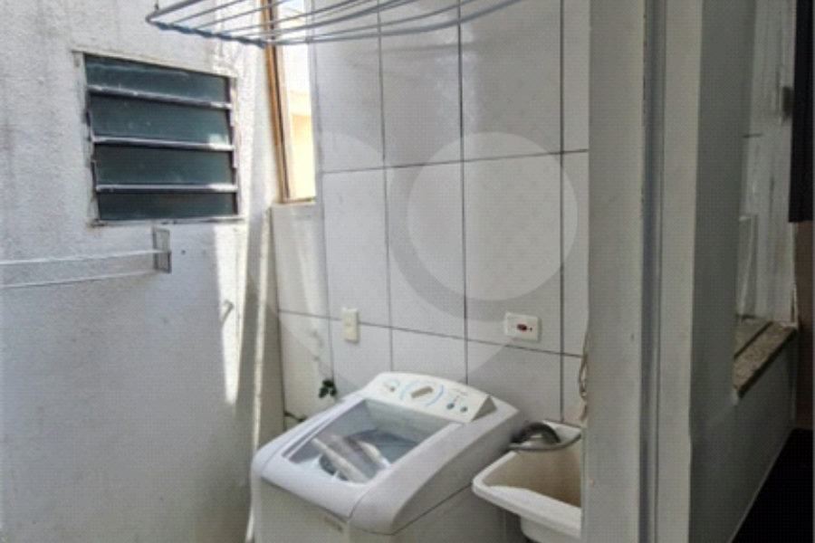 Casa à venda com 2 quartos, sendo 1 suíte, no condomínio A.m.costa, São Paulo - SP
