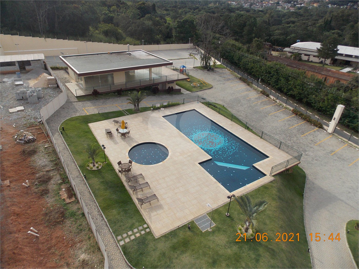 Apartamento à venda com 2 quartos, sendo 1 suíte, em Caetetuba, Atibaia, SP