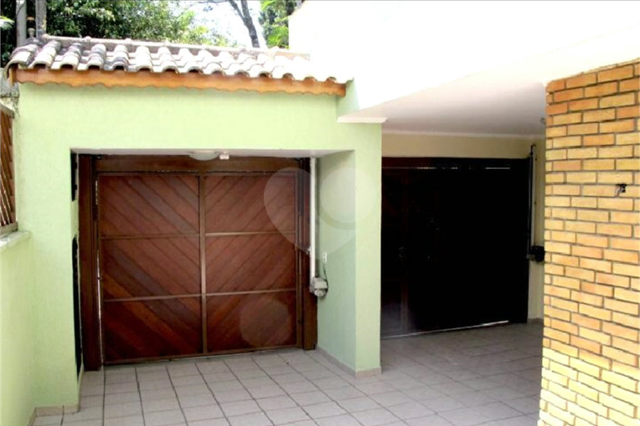 Sobrado à venda com 3 quartos, sendo 1 suíte, em Tremembé, São Paulo, SP