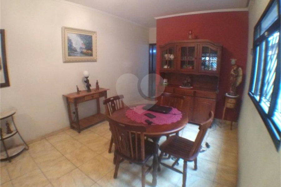Sobrado à venda com 4 quartos, sendo 2 suítes,  em Jabaquara, São Paulo, SP
