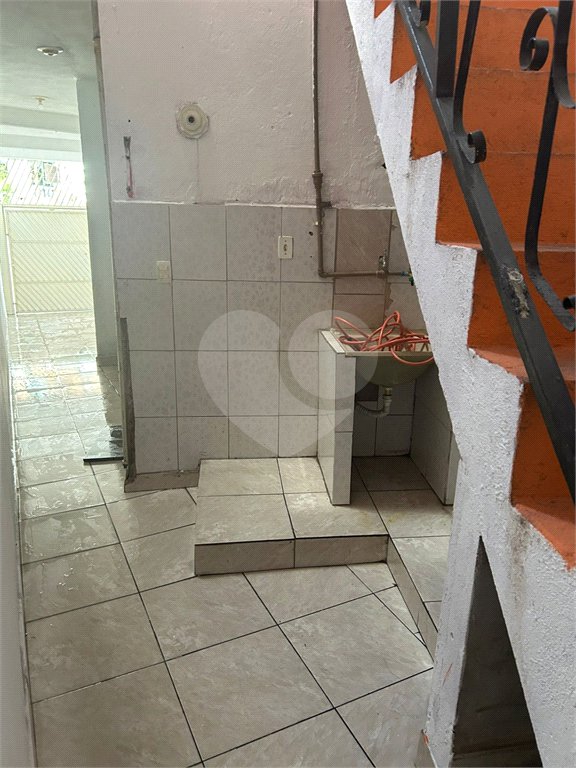 Sobrado à venda com 4 quartos, sendo 2 suítes, em Parque Sonia, São Paulo, SP