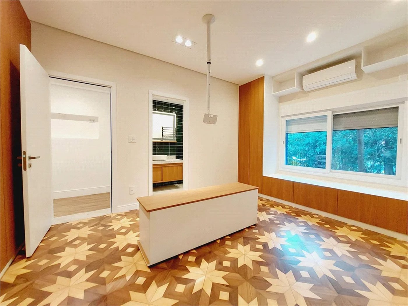 Casa à venda com 3 suítes em Lapa, São Paulo, SP
