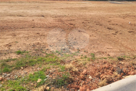 Terreno à venda no condomínio Villa Trivento, Indaiatuba - SP