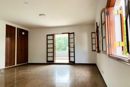 Casa à venda com 4 suítes em Interlagos, São Paulo, SP
