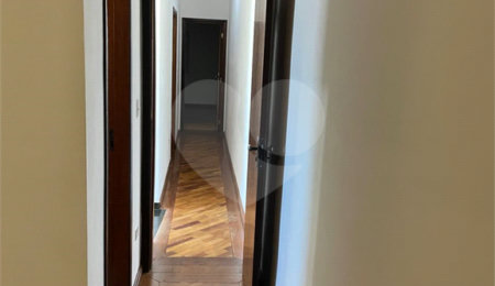 Casa à venda com 2 quartos, sendo 1 suíte, em Parque Vitória, São Paulo, SP