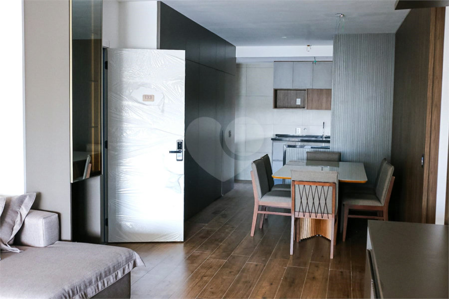 Apartamento à venda com 3 suítes em Vila Madalena, São Paulo, SP