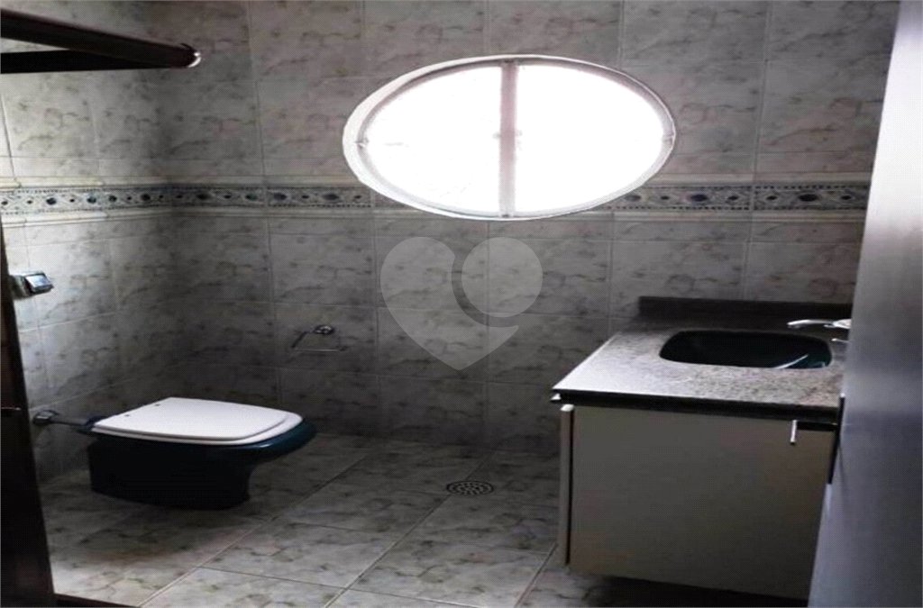 Sobrado à venda com 3 quartos, sendo 1 suíte, em Parada Inglesa, São Paulo, SP