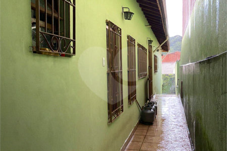 Casa à venda com 3 quartos, sendo 1 suíte,  em Jardim Fonte Áurea, Poá, SP