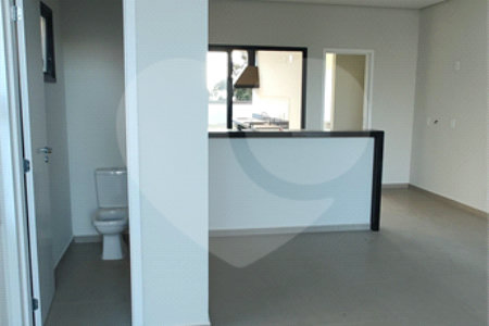 Casa à venda com 3 suítes no condomínio Reserva Ybyra, Atibaia - SP